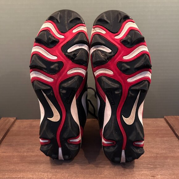 Nike Mens Red White Soccer Cleat Size 8